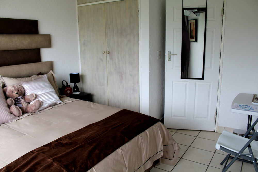 2 Op Terblanche Guesthouse Boksburg Exteriér fotografie